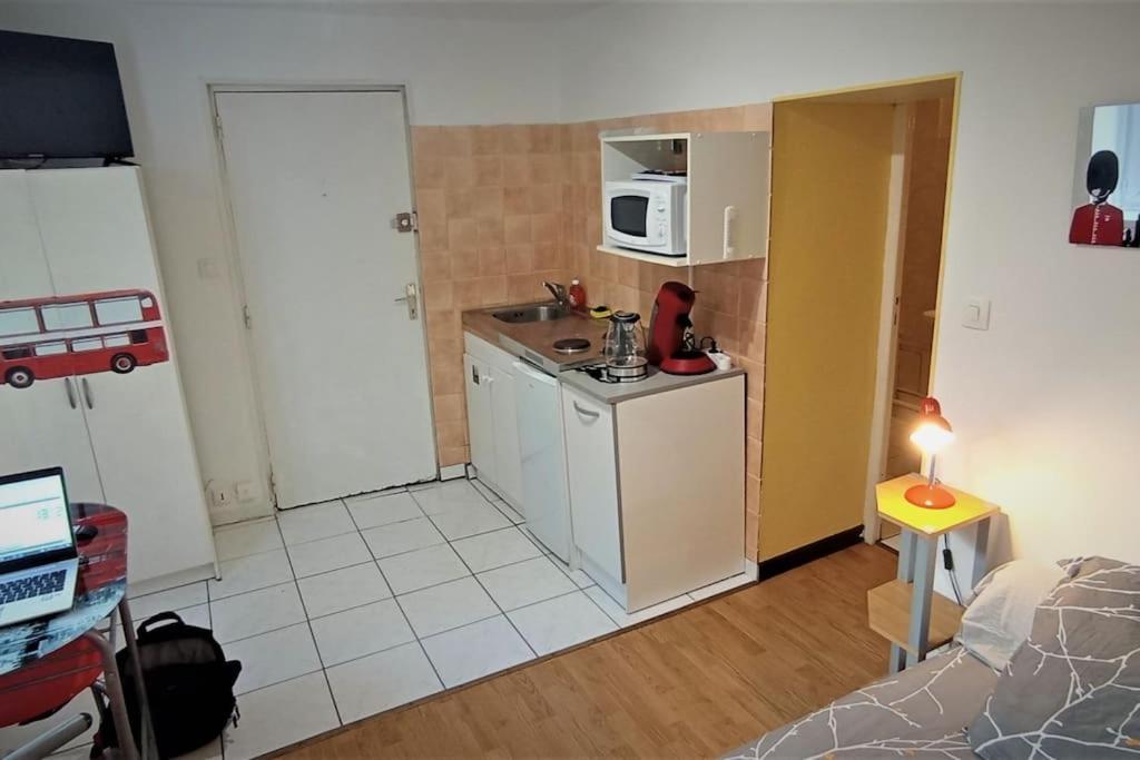 Appartement Au Calme Avec Wifi Limoges Esterno foto