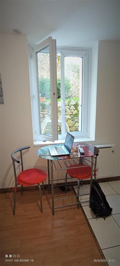 Appartement Au Calme Avec Wifi Limoges Esterno foto
